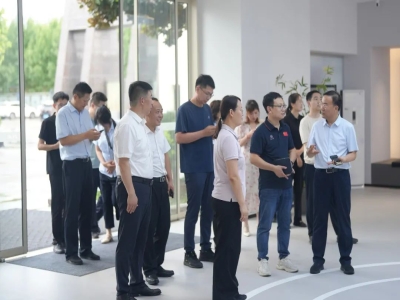 綠色建材產(chǎn)業(yè)鏈融鏈固鏈再發(fā)力！哈工大王代玉教授一行蒞臨天意機械、卓越精工考察調(diào)研